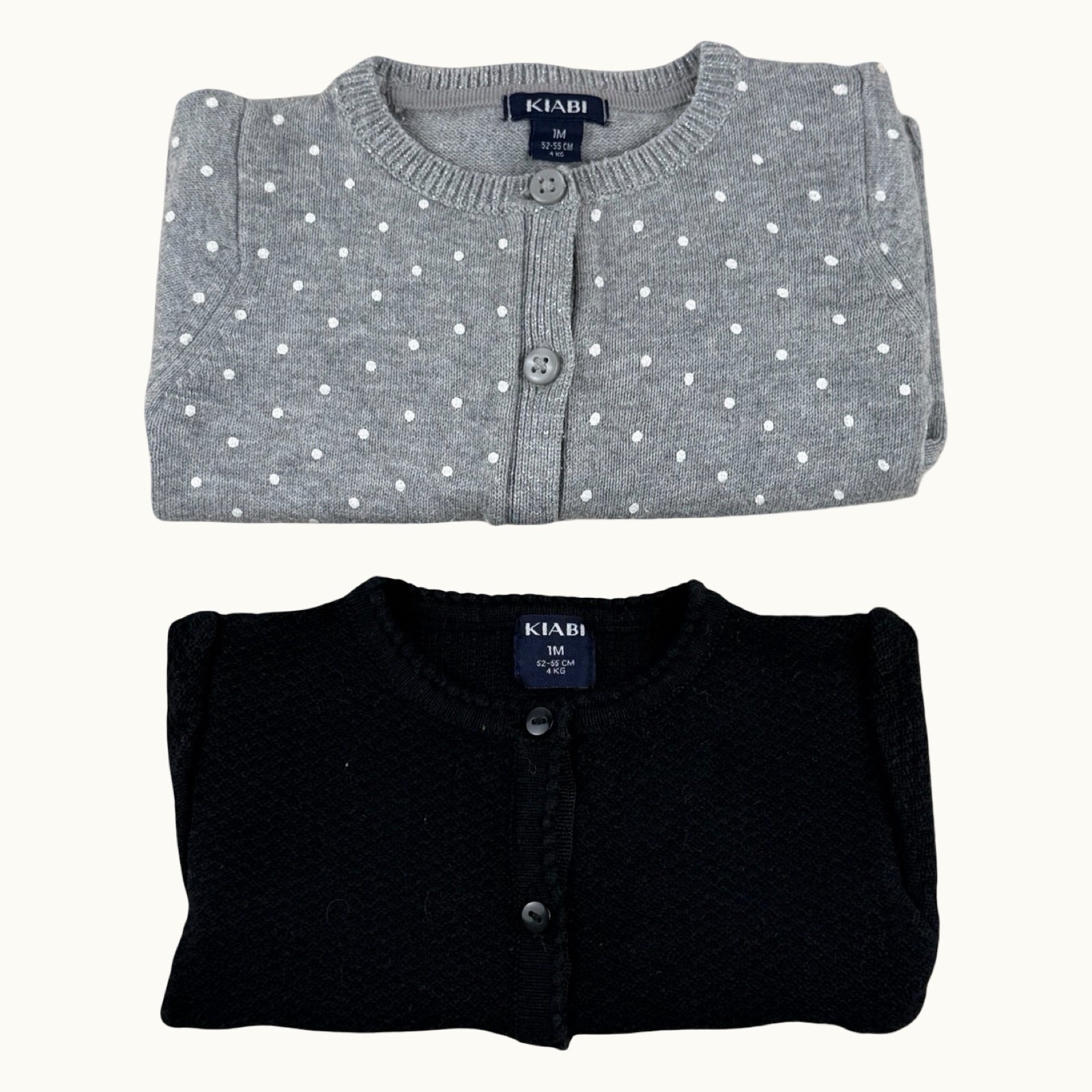 Lot 2 gilets en tricot - 1 mois