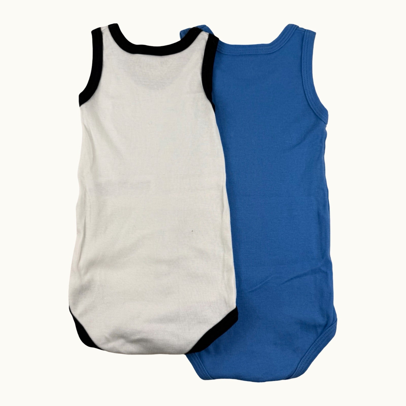 Lot 2 bodies débardeur Petit Bateau - 12 mois