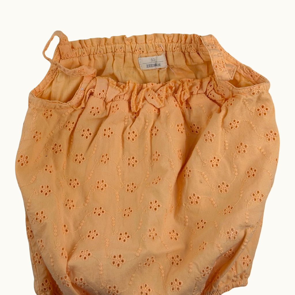 Barboteuse en broderie anglaise - 0 mois